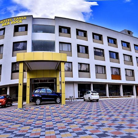 Hotel Tania Searock Daman Exterior foto